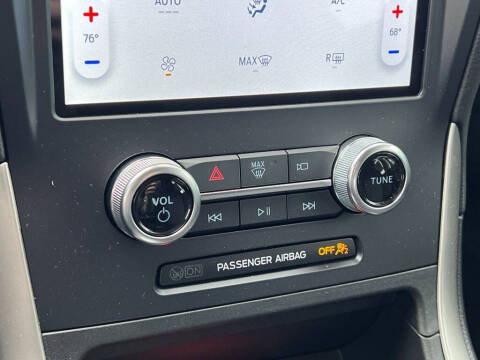 2024 Ford Edge SE