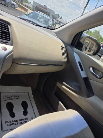 2011 Nissan Murano S