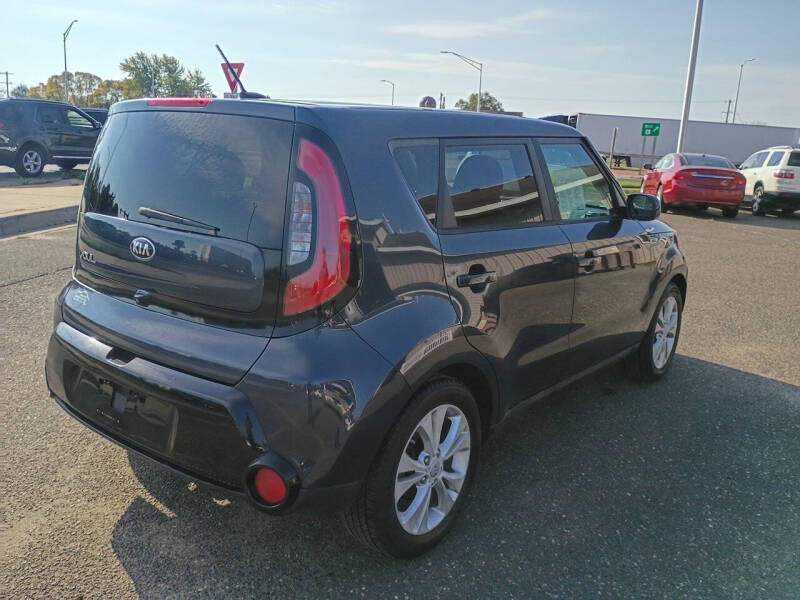 2016 Kia Soul +