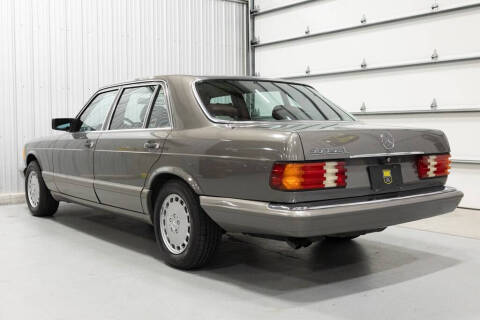 1988 Mercedes-Benz 560-Class 560 SEL