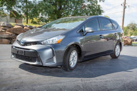 2017 Toyota Prius v for sale at CROSSROAD MOTORS in Caseyville IL