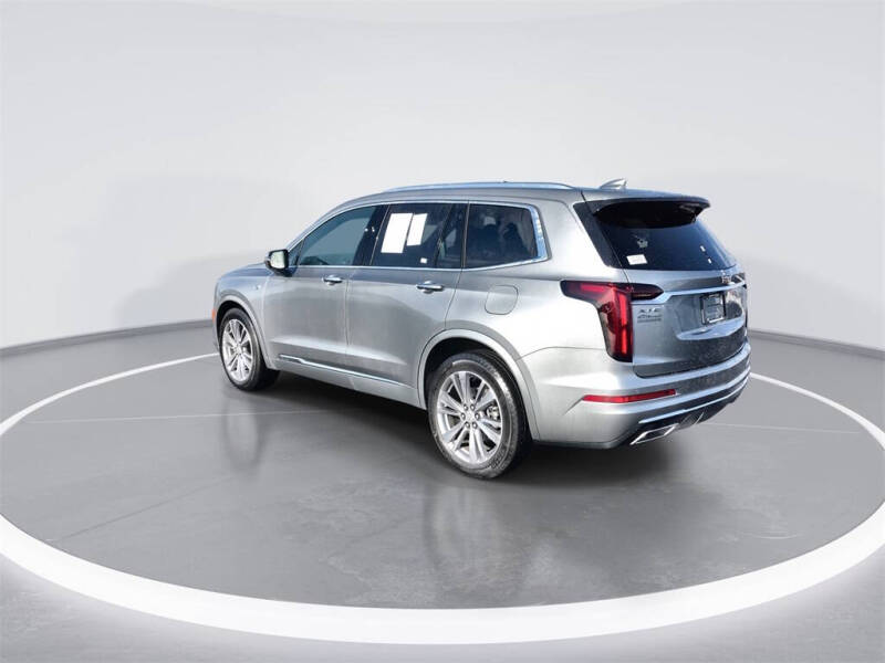 2025 Cadillac XT6 Premium Luxury