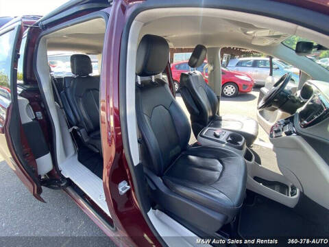 2021 Chrysler Pacifica Touring L