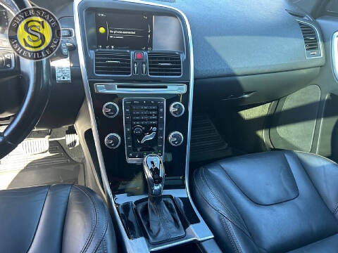 2015 Volvo XC60 T5 Drive-E Platinum