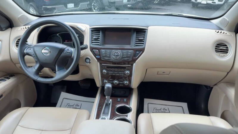 2016 Nissan Pathfinder