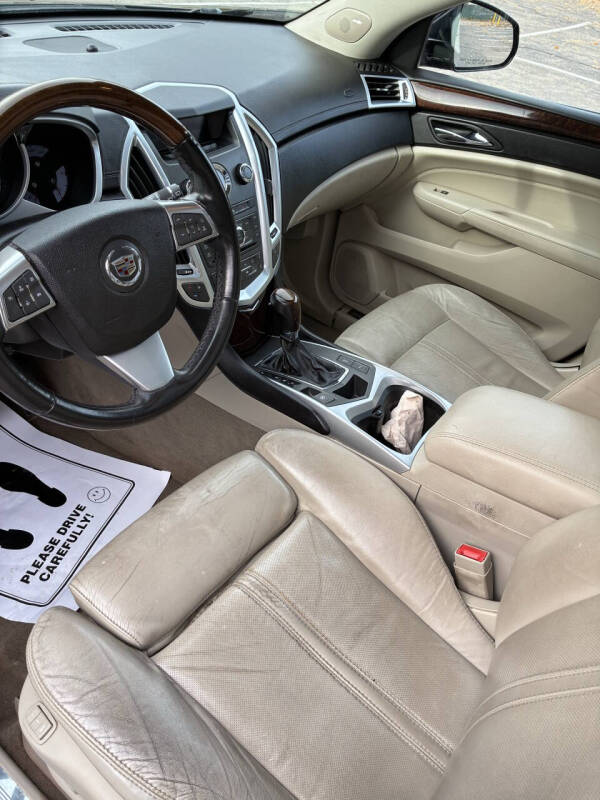 2011 Cadillac SRX Luxury Collection