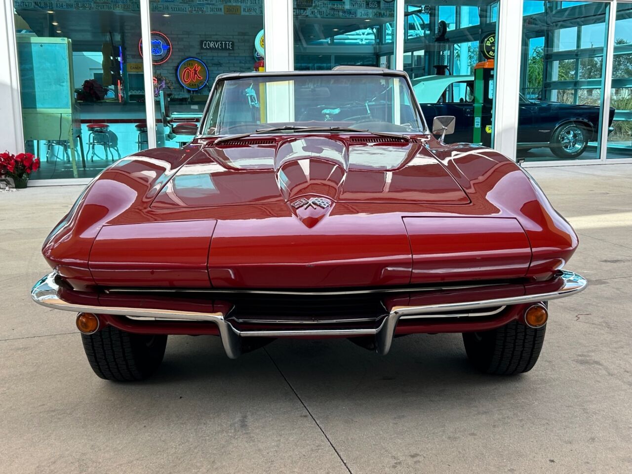 1965 Chevrolet Corvette 2