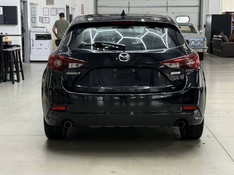 2018 Mazda MAZDA3 Touring