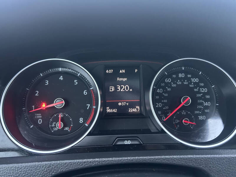 2017 Volkswagen Golf GTI Autobahn