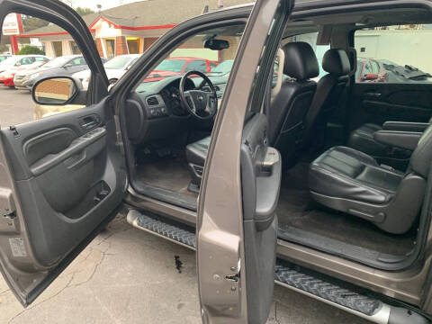 2013 Chevrolet Suburban LT