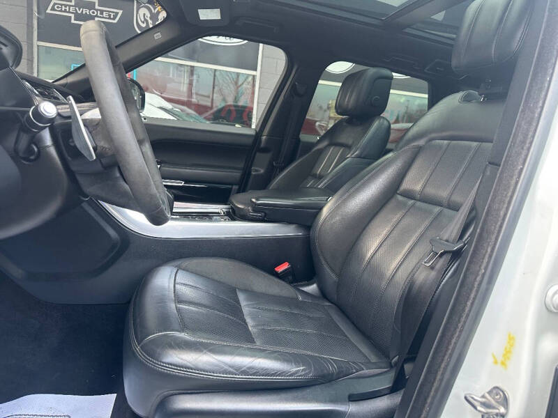 2020 Land Rover Range Rover Sport HST