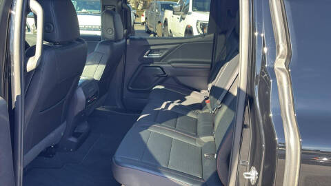 2025 Chevrolet Silverado EV RST