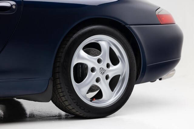 2000 Porsche 911 Carrera