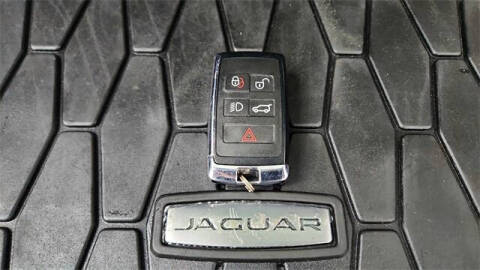 2022 Jaguar F-PACE SVR