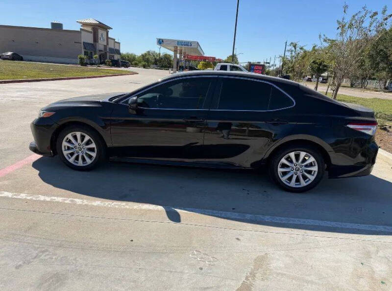 2020 Toyota Camry LE