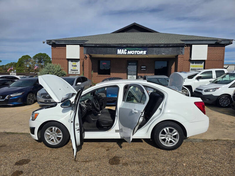 2015 Chevrolet Sonic LT Auto