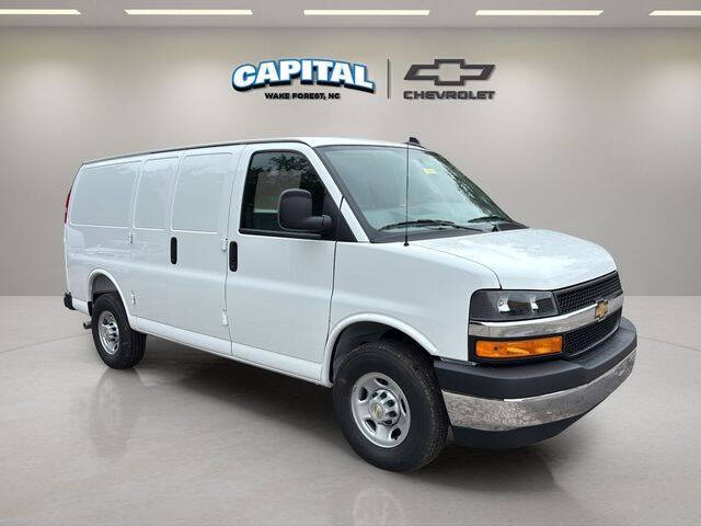 2025 Chevrolet Express 2500