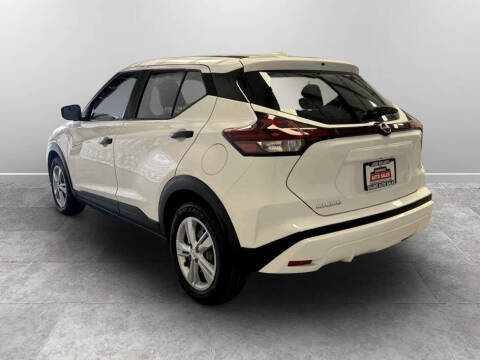 2022 Nissan Kicks S