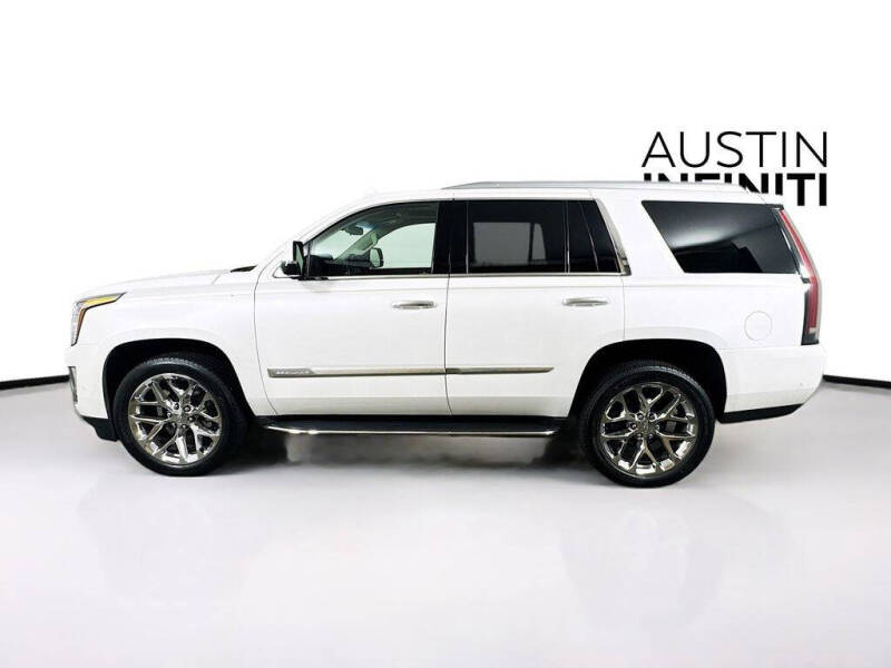 2019 Cadillac Escalade Luxury