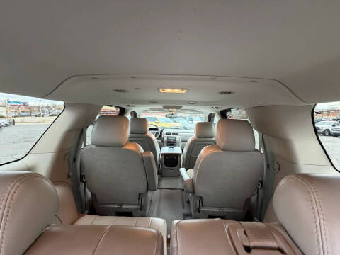 2011 Chevrolet Suburban LT