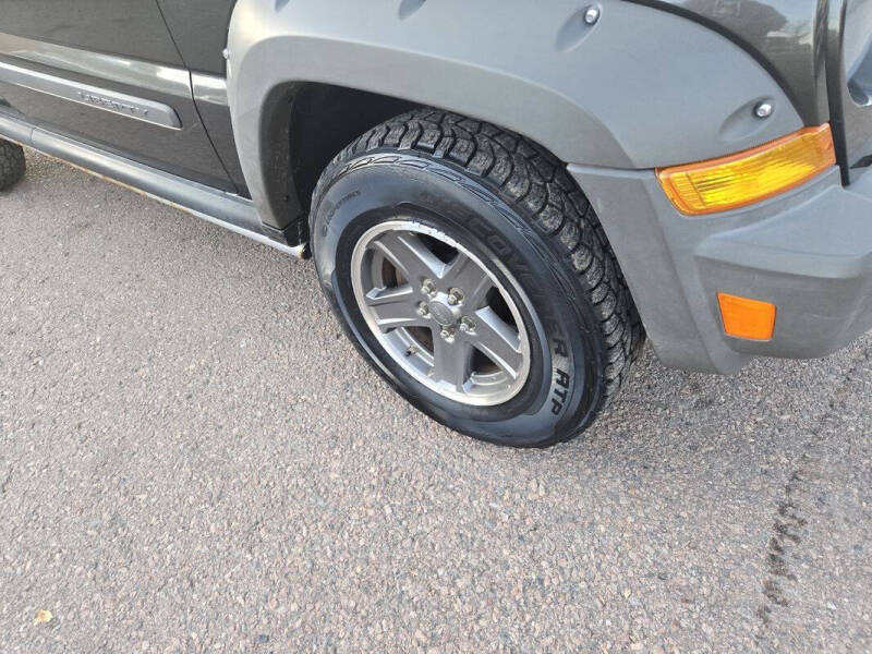 2005 Jeep Liberty Renegade