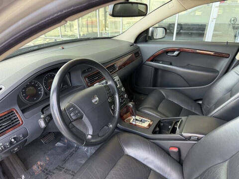 2008 Volvo V70 3.2