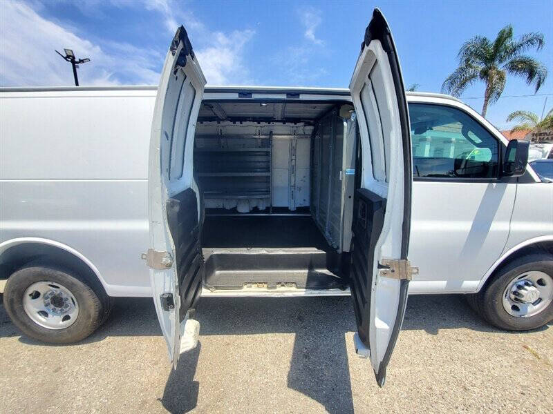 2017 Chevrolet Express 2500