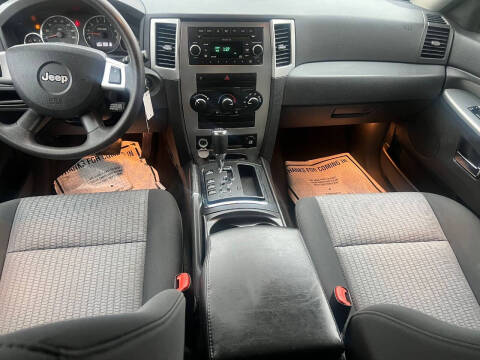 2009 Jeep Grand Cherokee Laredo