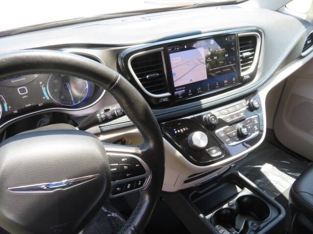 2021 Chrysler Pacifica Touring L