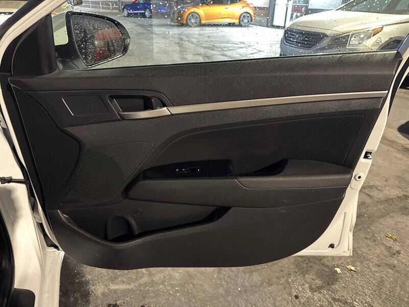 2020 Hyundai Elantra SEL