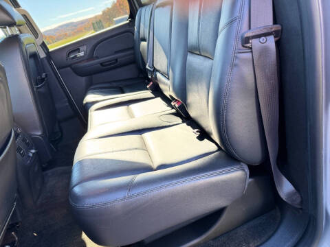 2013 Chevrolet Avalanche LT Black Diamond