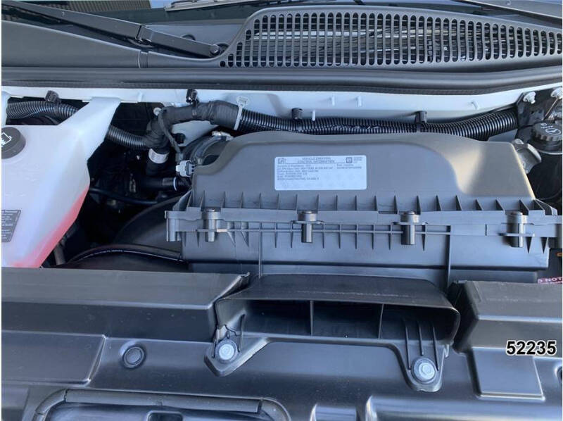 2023 Chevrolet Express 2500