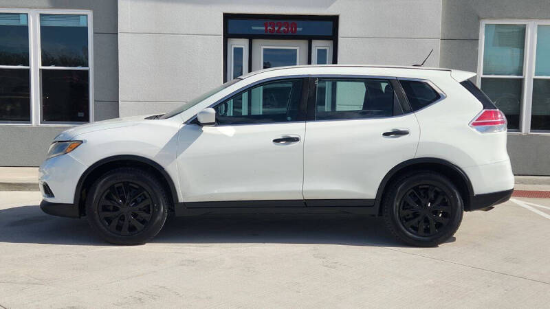 2016 Nissan Rogue S