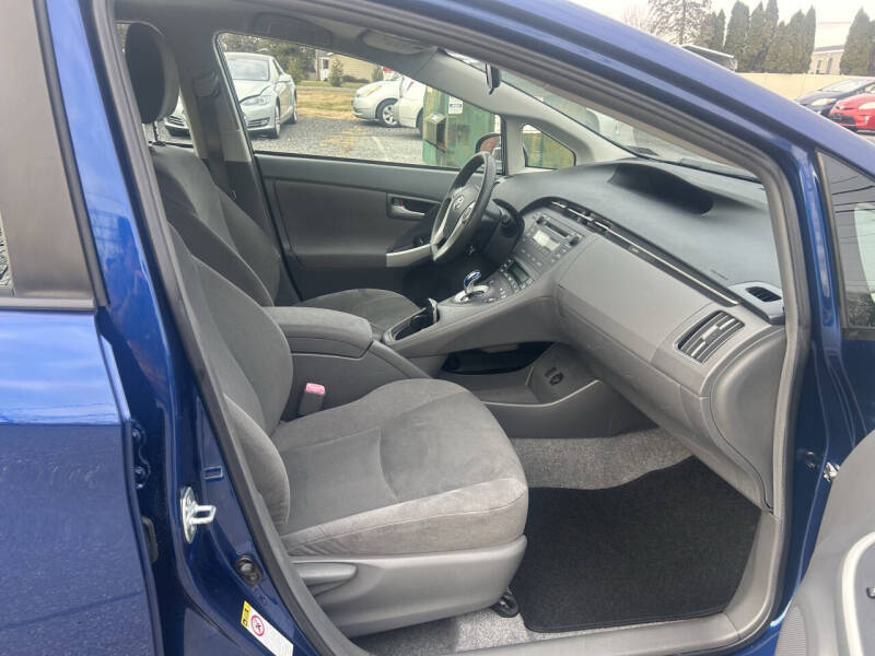 2011 Toyota Prius Two