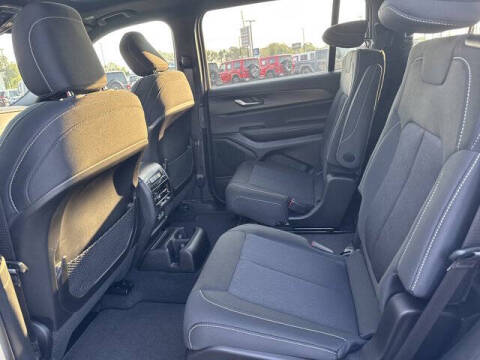 2025 Jeep Grand Cherokee L Laredo X