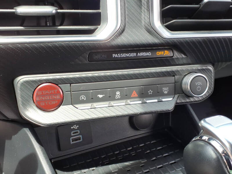 2024 Ford Mustang EcoBoost Premium