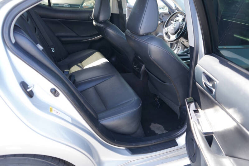 2015 Lexus IS 250