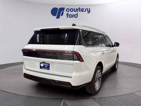 2025 Lincoln Navigator Reserve