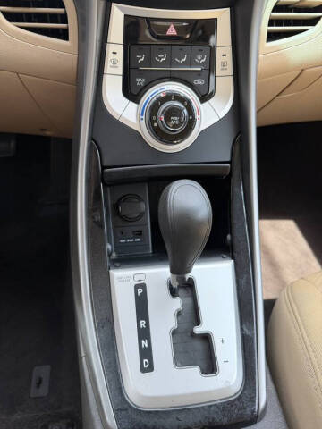 2011 Hyundai Elantra