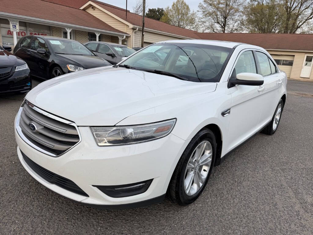 White 2013 Ford Taurus SEL SEL 4dr Sedan 2