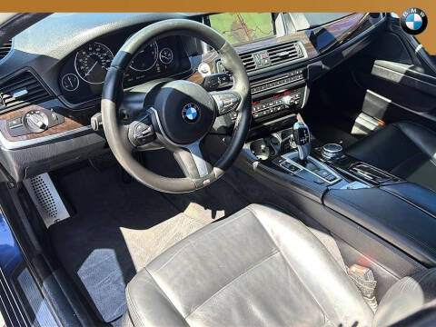 2015 BMW 5 Series 528i