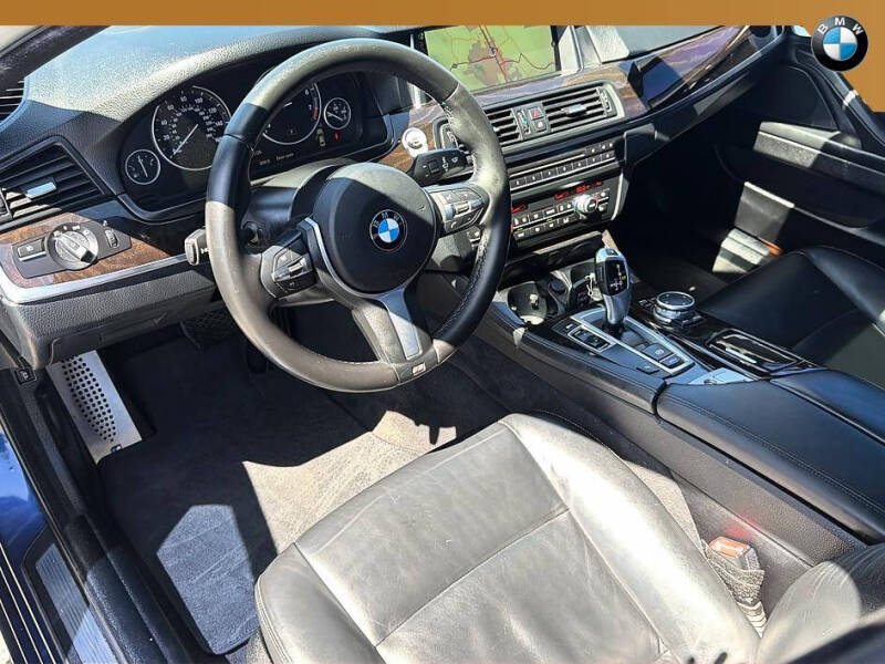 2015 BMW 5 Series 528i