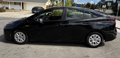 2020 Toyota Prius LE