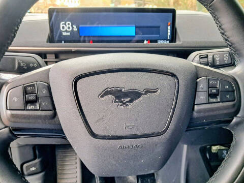 2022 Ford Mustang Mach-E Select