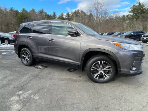 2019 Toyota Highlander LE