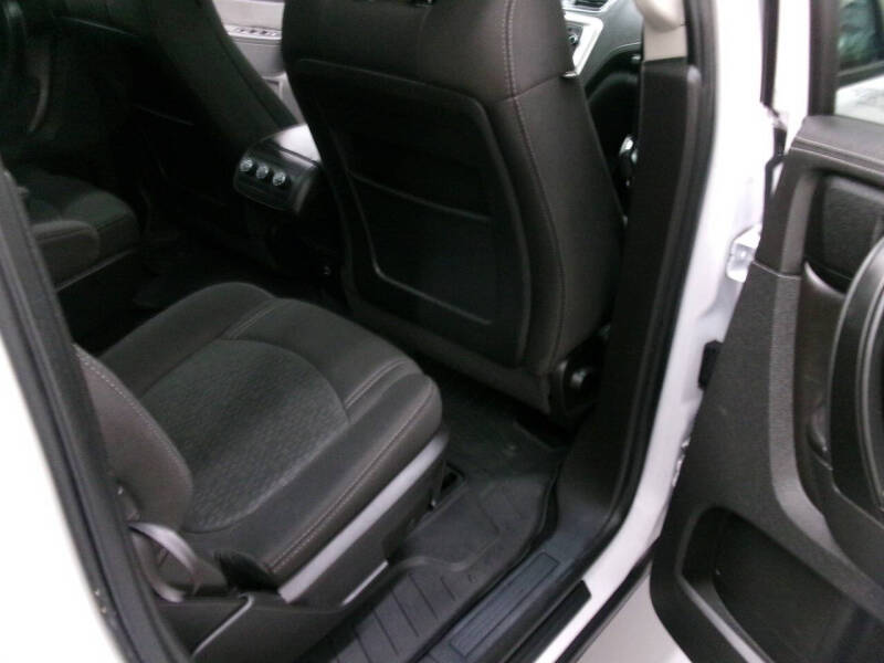 2016 GMC Acadia SLE-2