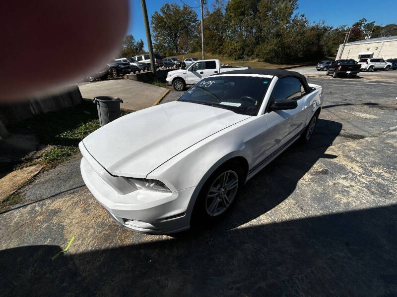 2014 Ford Mustang V6's photo