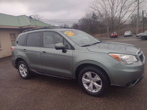 2015 Subaru Forester for sale at Auto Acceptance in Tupelo MS