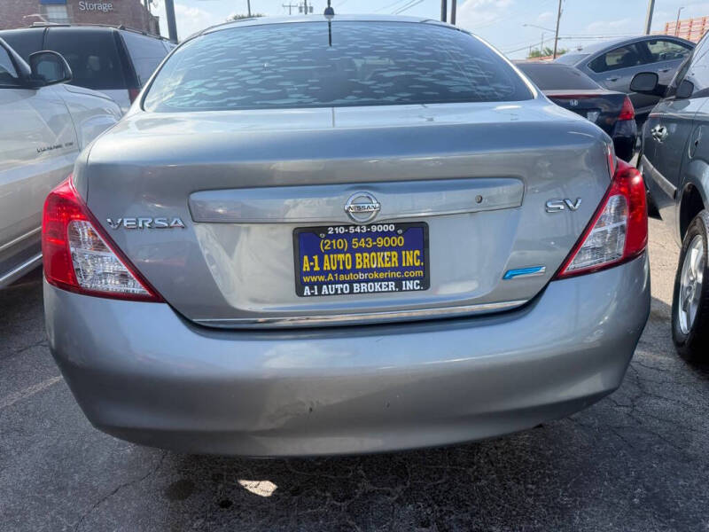 2012 Nissan Versa