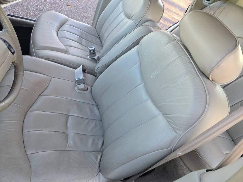 1997 Lincoln Town Car Executive